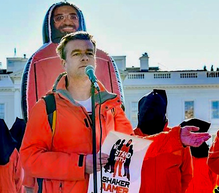 Andy Worthington speaking outside the White House on January 11, 2016, the 14th anniversary of the opening of Guantanamo (Photo: Justin Norman).